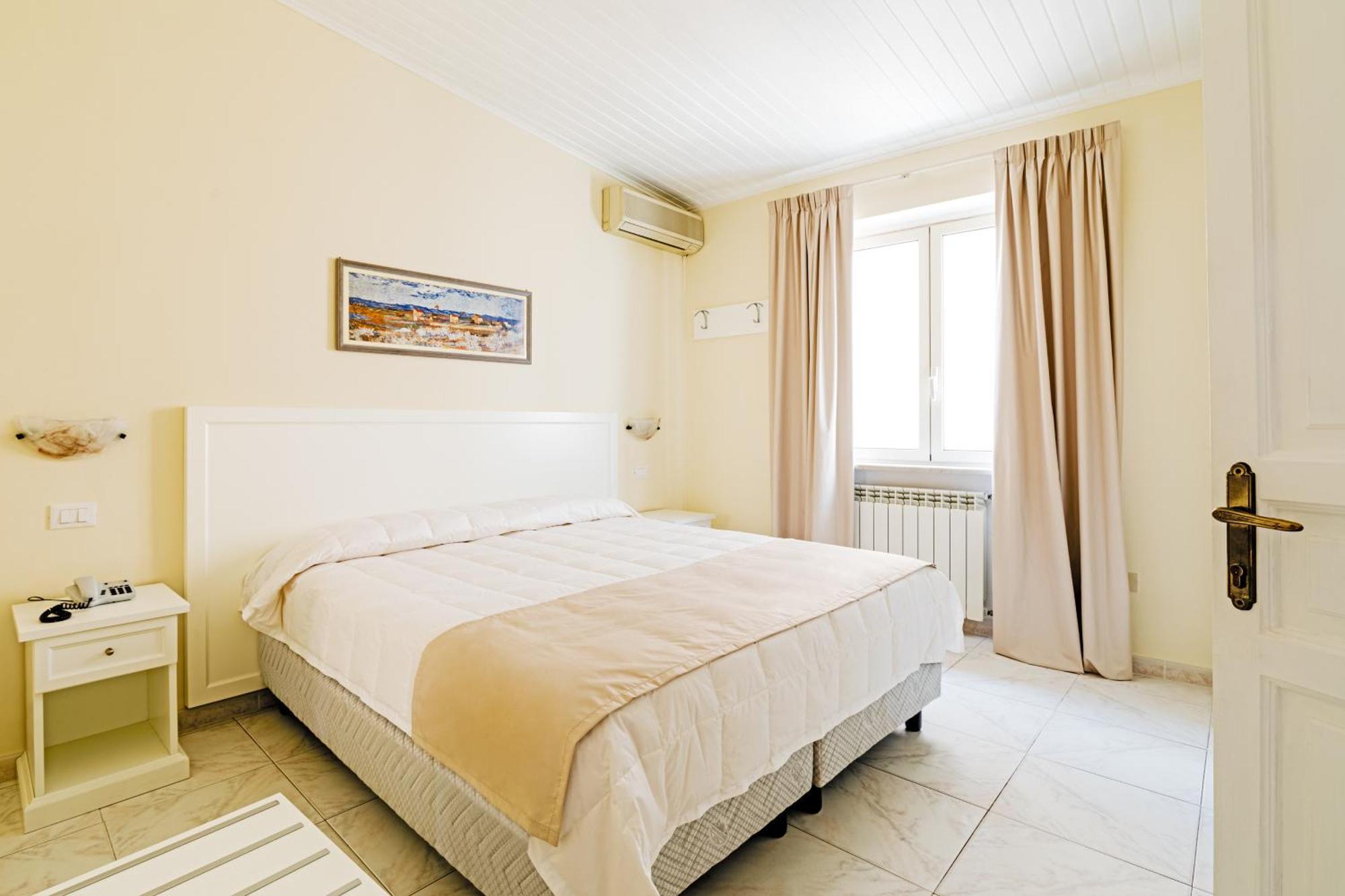 Hotel Da Raffaele Ischia Exteriér fotografie