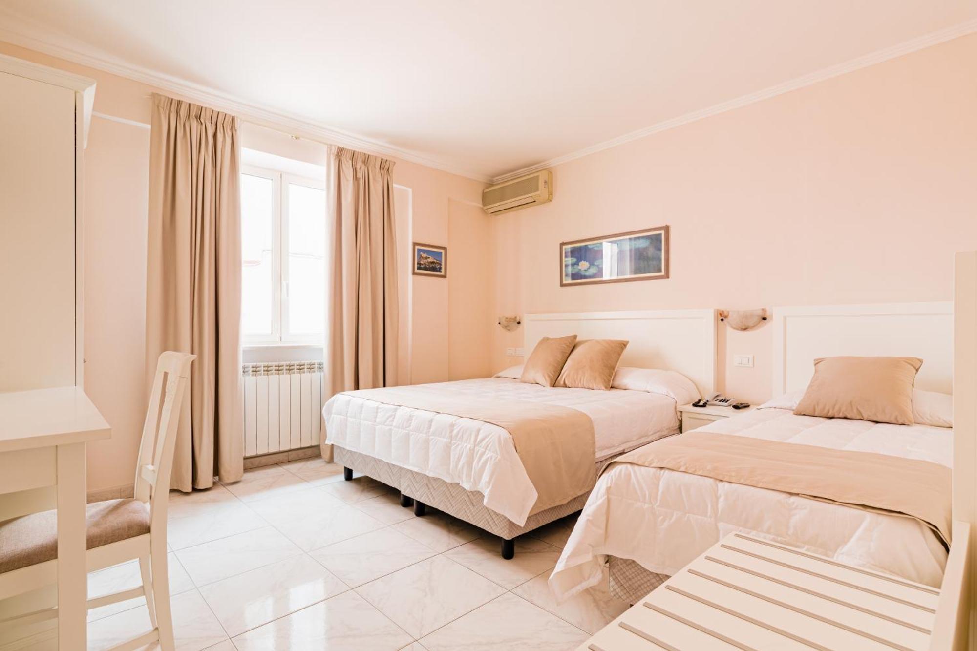 Hotel Da Raffaele Ischia Exteriér fotografie