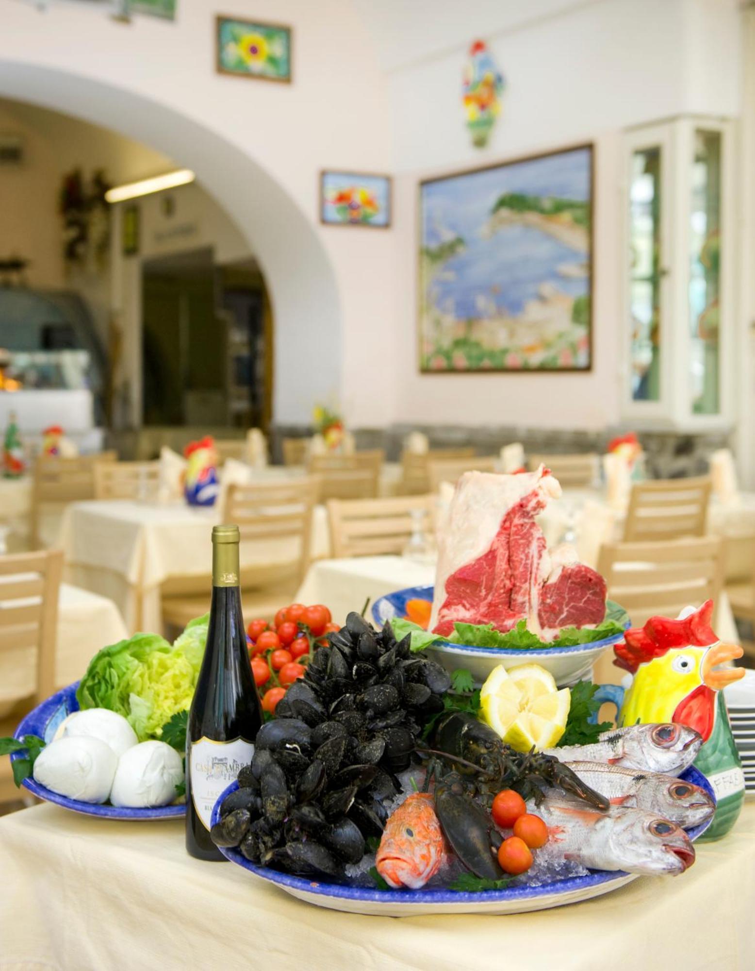 Hotel Da Raffaele Ischia Exteriér fotografie